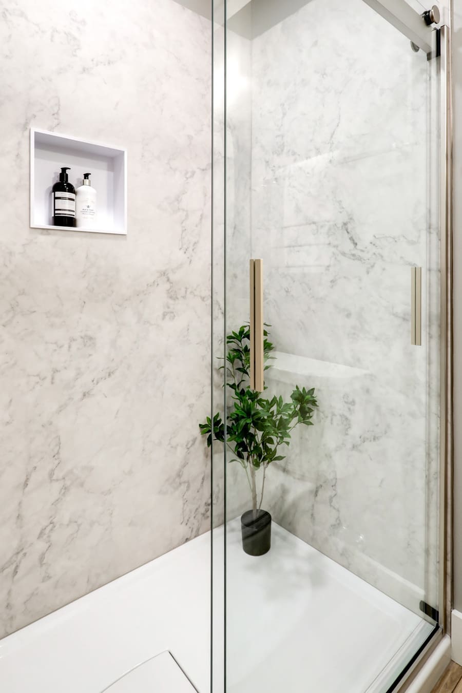 Tyvarian in Lititz basement bathroom shower