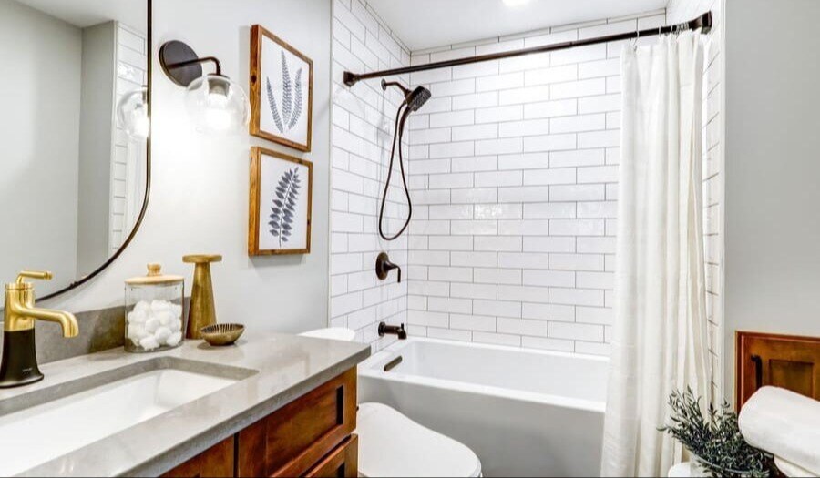 Trendy bathroom remodel in lancaster, PA