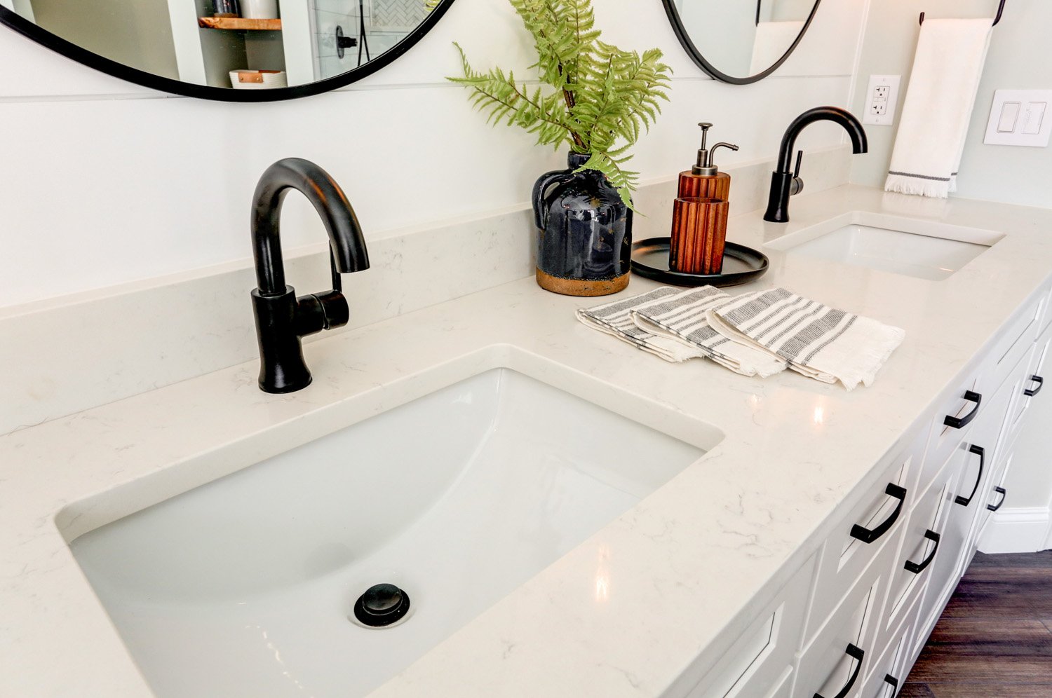 Landisville Primary Bathroom Remodel with quartz counertop