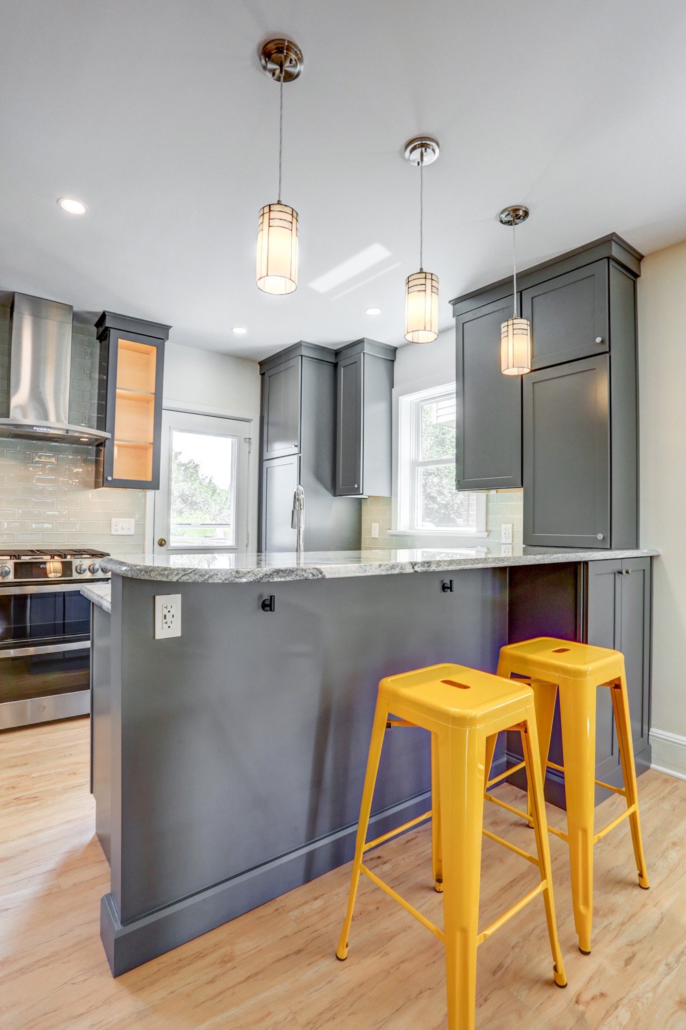 Lancaster City Kitchen Remodel with island with seating