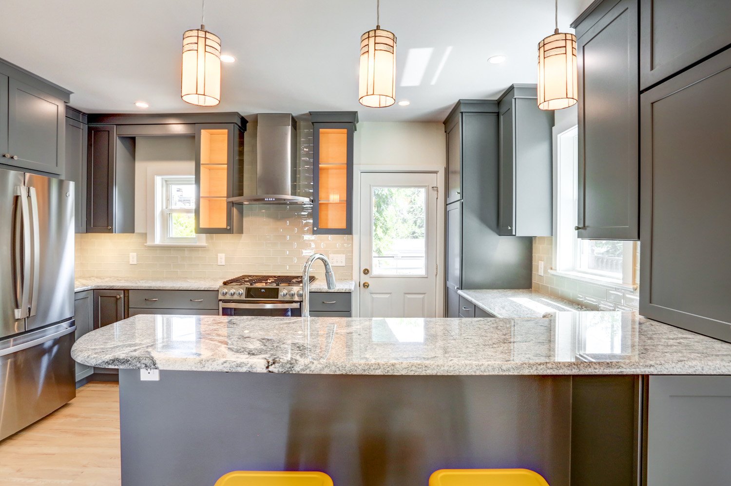 Lancaster City Kitchen Remodel with pendant lights