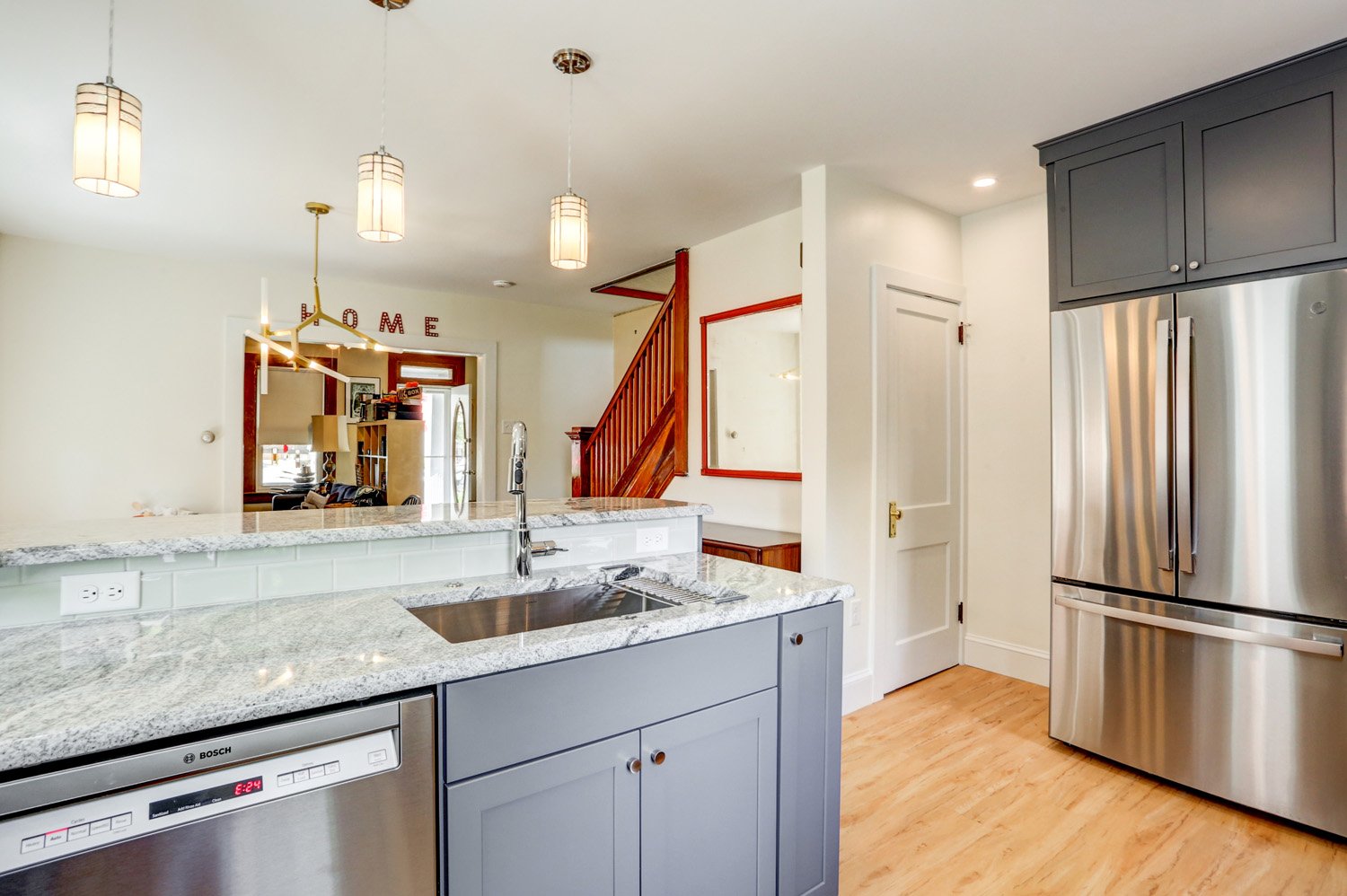 Lancaster City Kitchen Remodel with peninsula