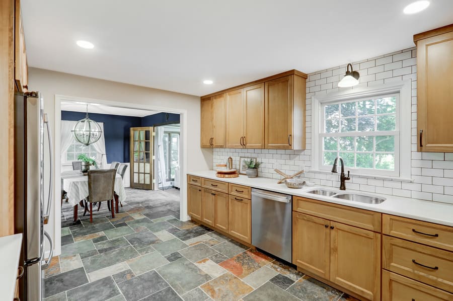 Elizabethtown kitchen remodel with dining room