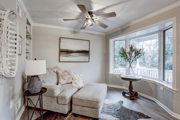 Bay window in reading nook in Lancaster home remodel