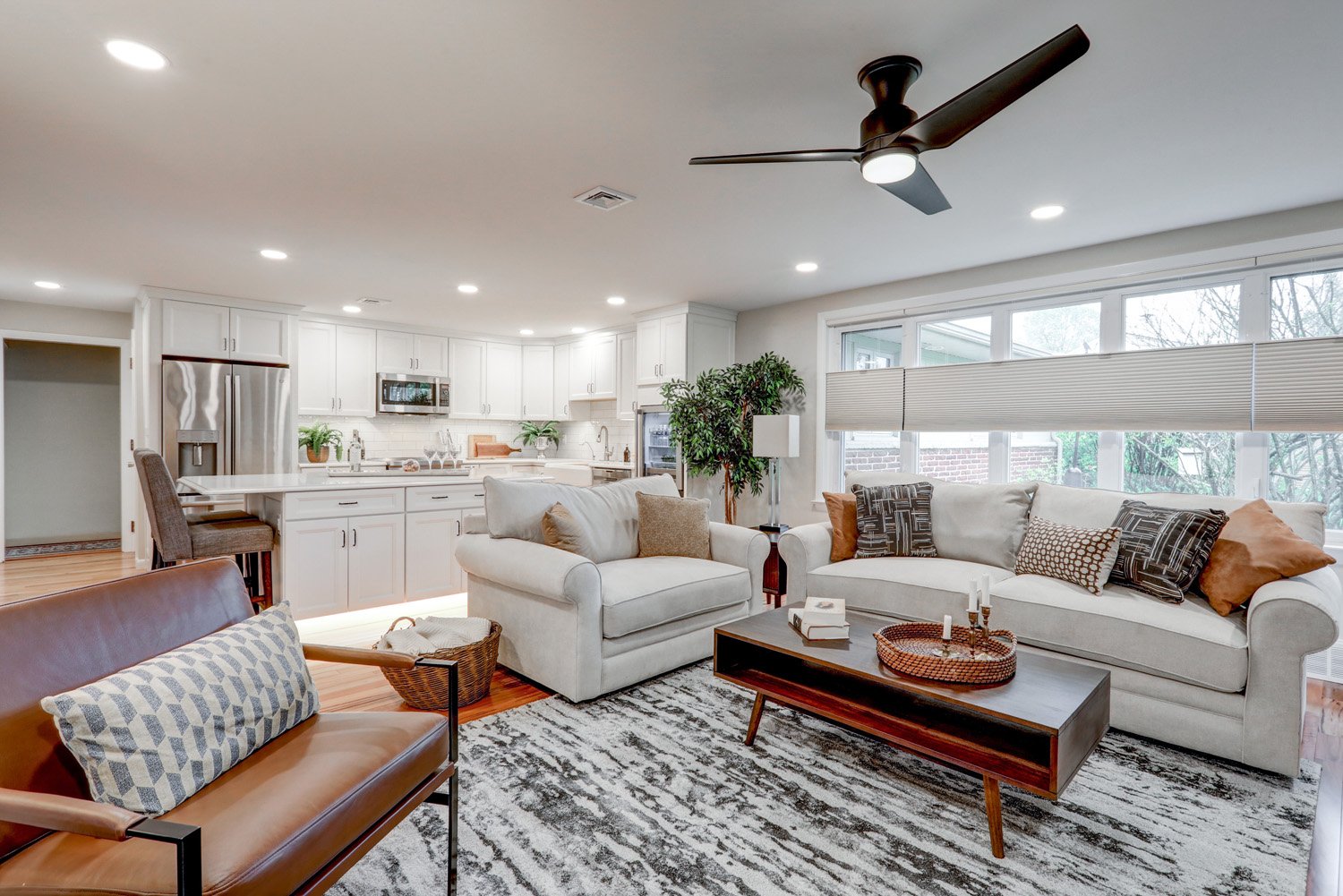 Leola kitchen and family room remodel