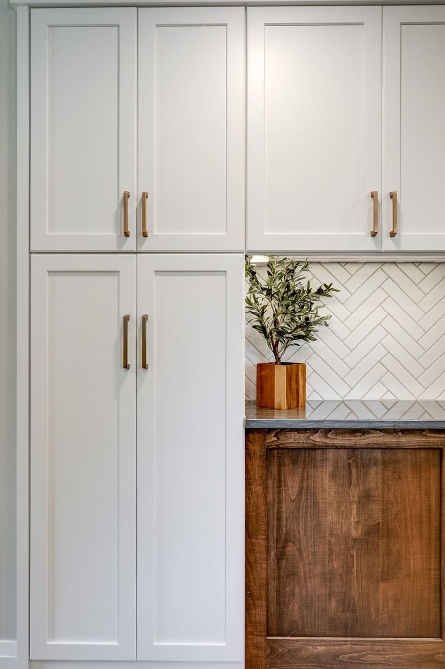 gold hardware in Lancaster Kitchen Remodel