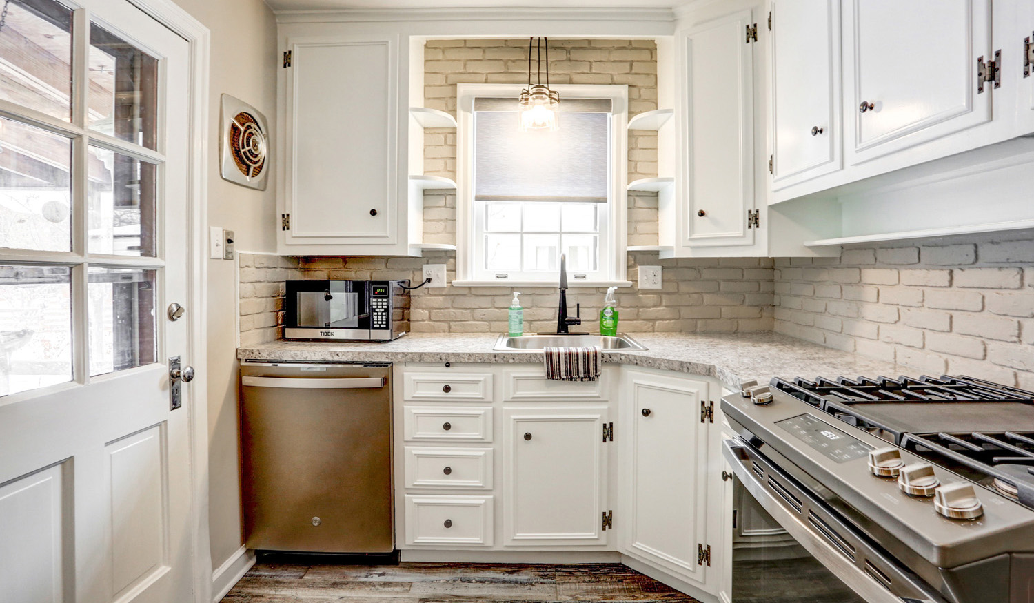 Brick backsplash in Lancaster City kitchen remodel