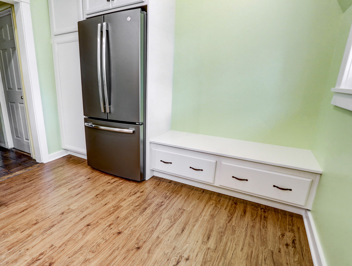 Bench Seating and Green walls in Lancaster City Kitchen Remodel