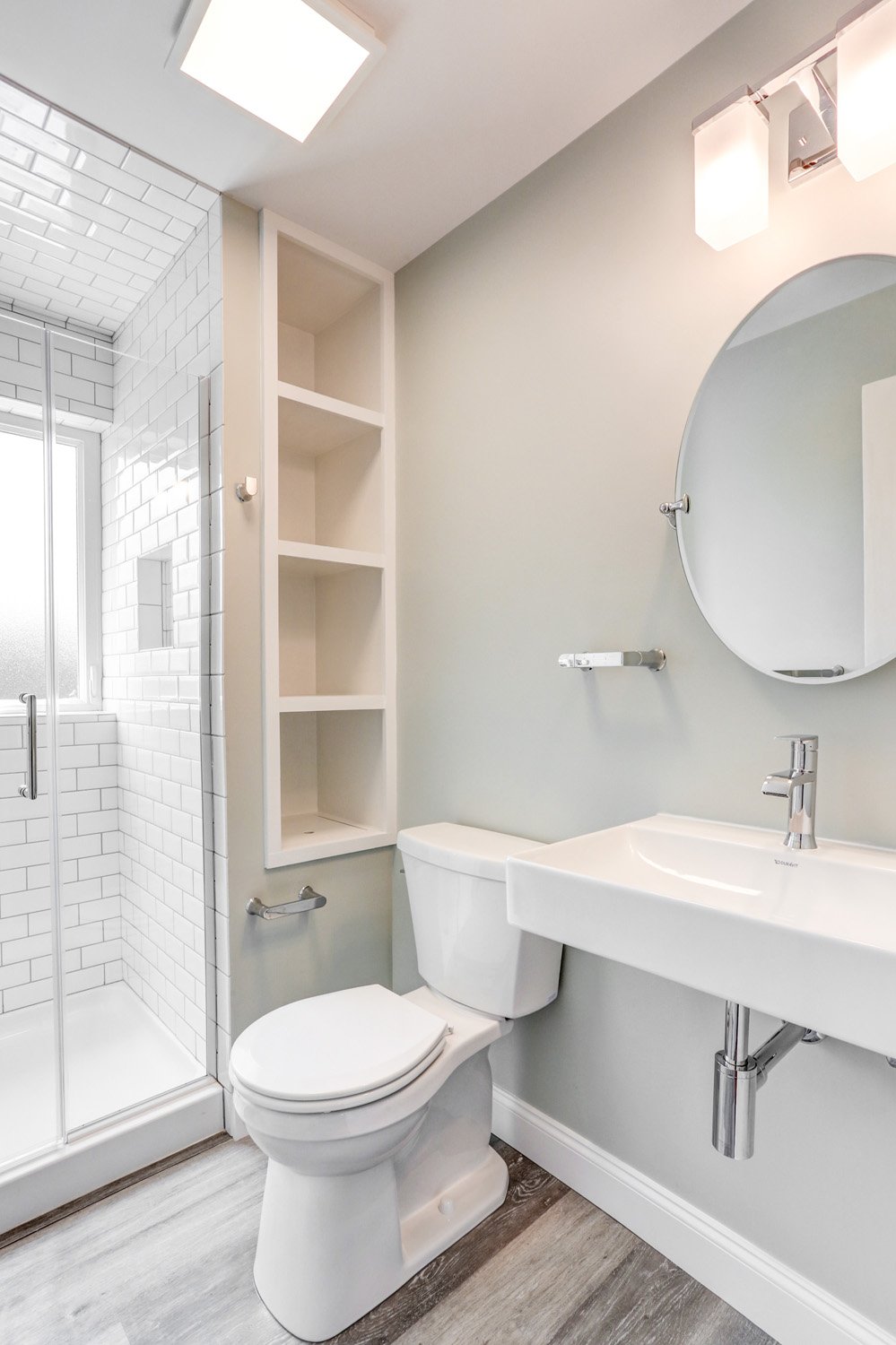 Lancaster City Bathroom Remodel with build in shelves