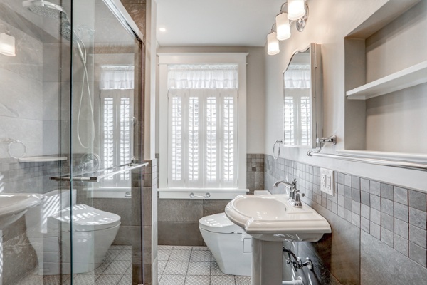 Lancaster bathroom remodel with pedestal sink