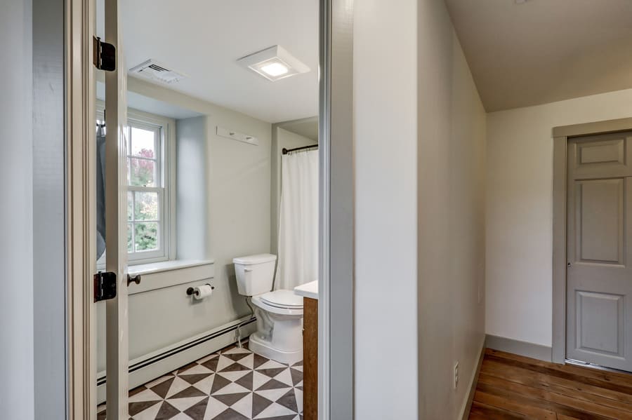 entrance and hallway to  Elizabethtown bathroom remodel