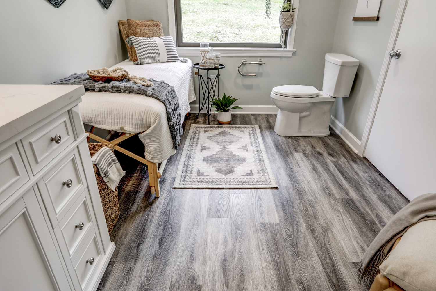 Willow Street Master Bathroom Remodel with vinyl plank flooring