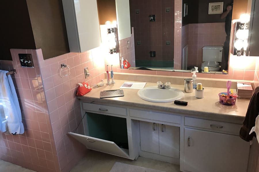 Manheim Township bathroom remodel before