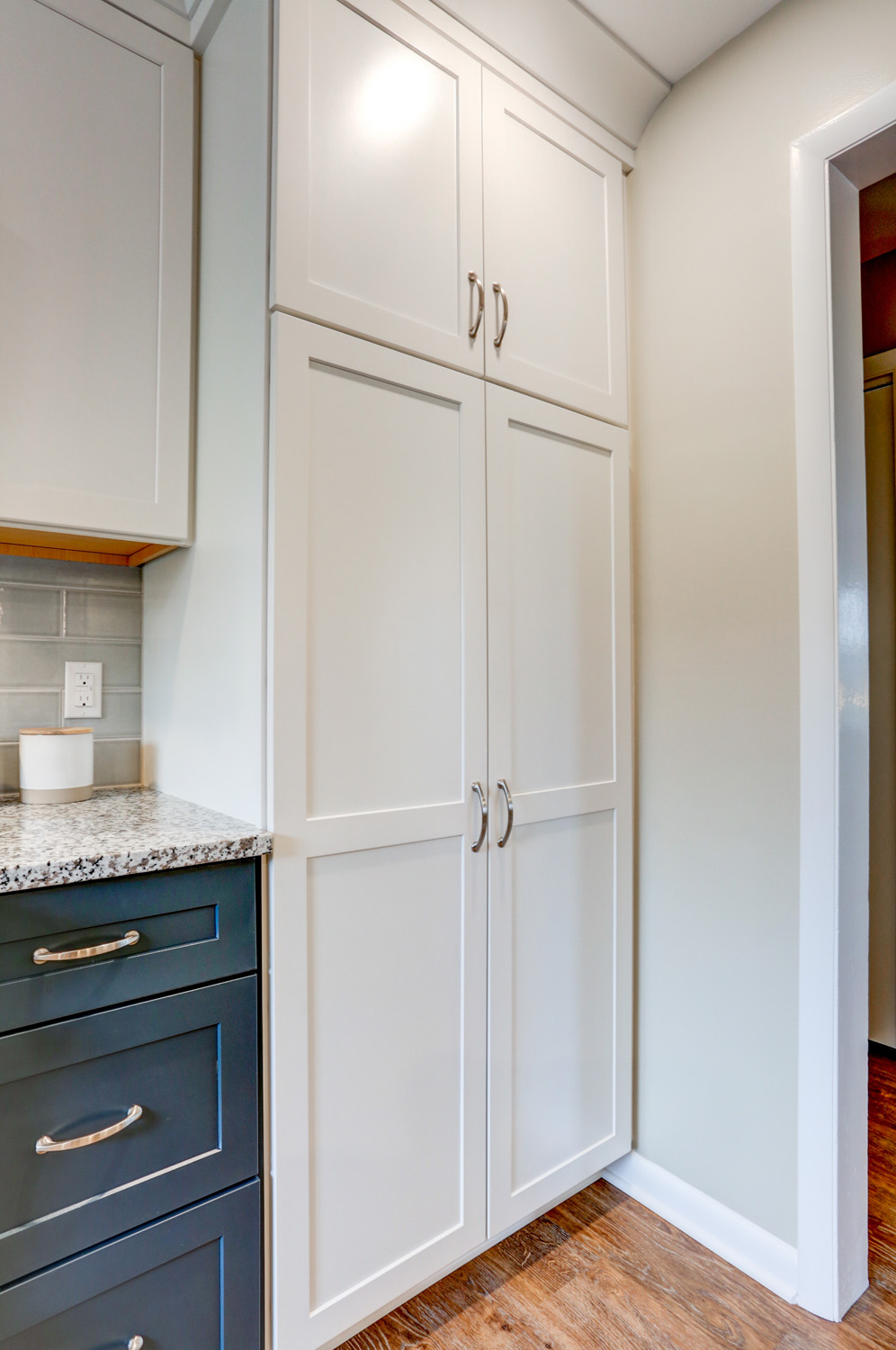 Floor to Ceiling Cabinets in Warwick Township Kitchen Remodel