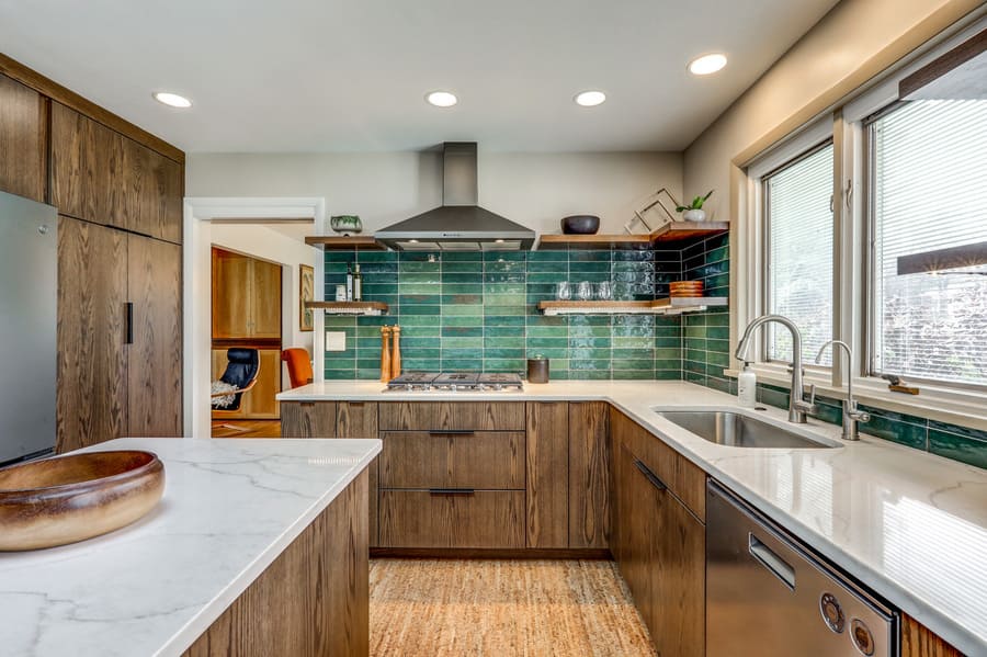 green tile backsplash in Manheim Township Kitchen remodel 