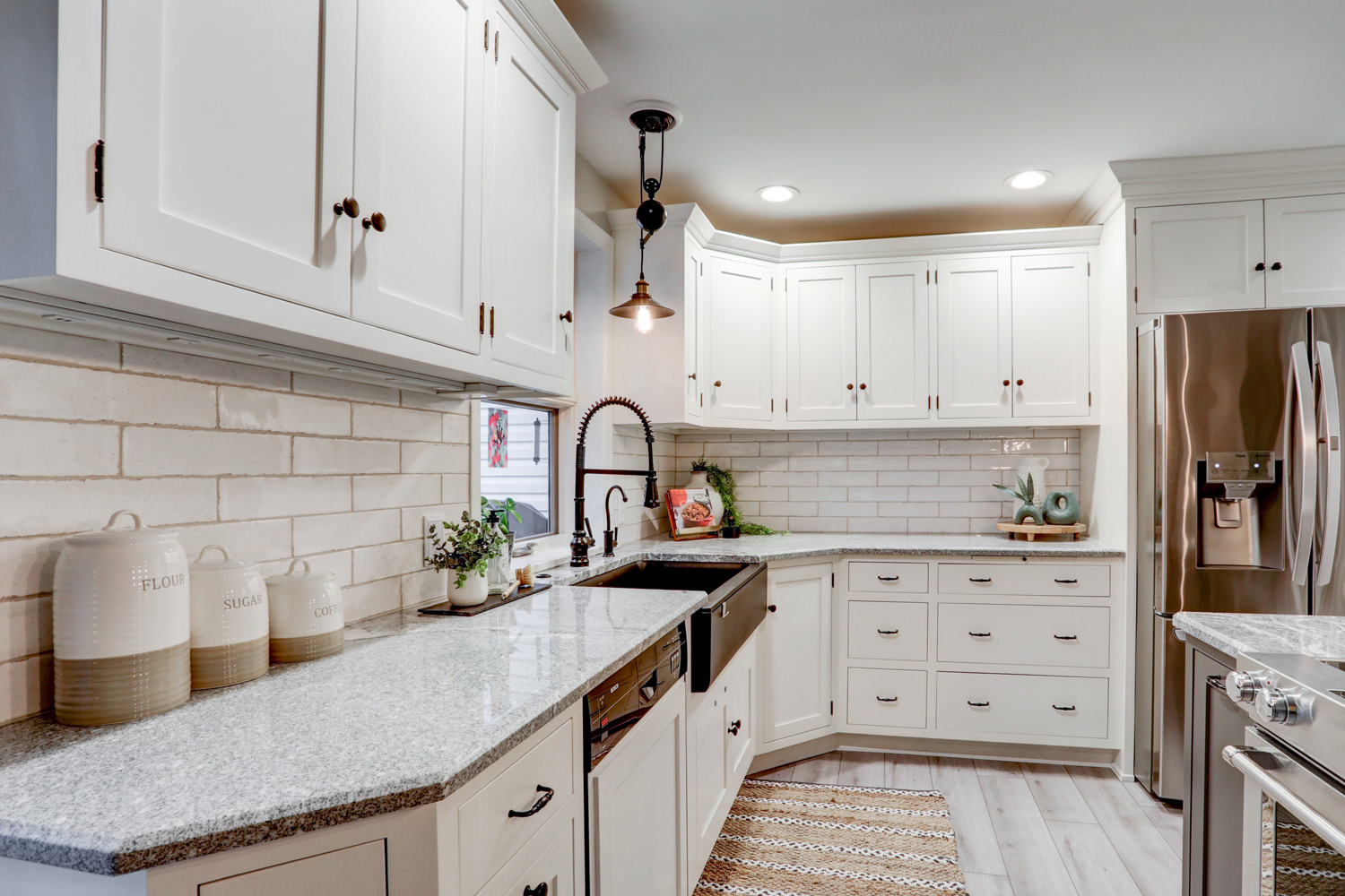 White cabinets and granite countertop in Manheim Township Kitchen Remodel