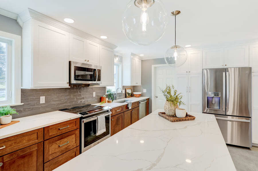 Lititz Kitchen Remodel with quartz countertops and pendant lighintg