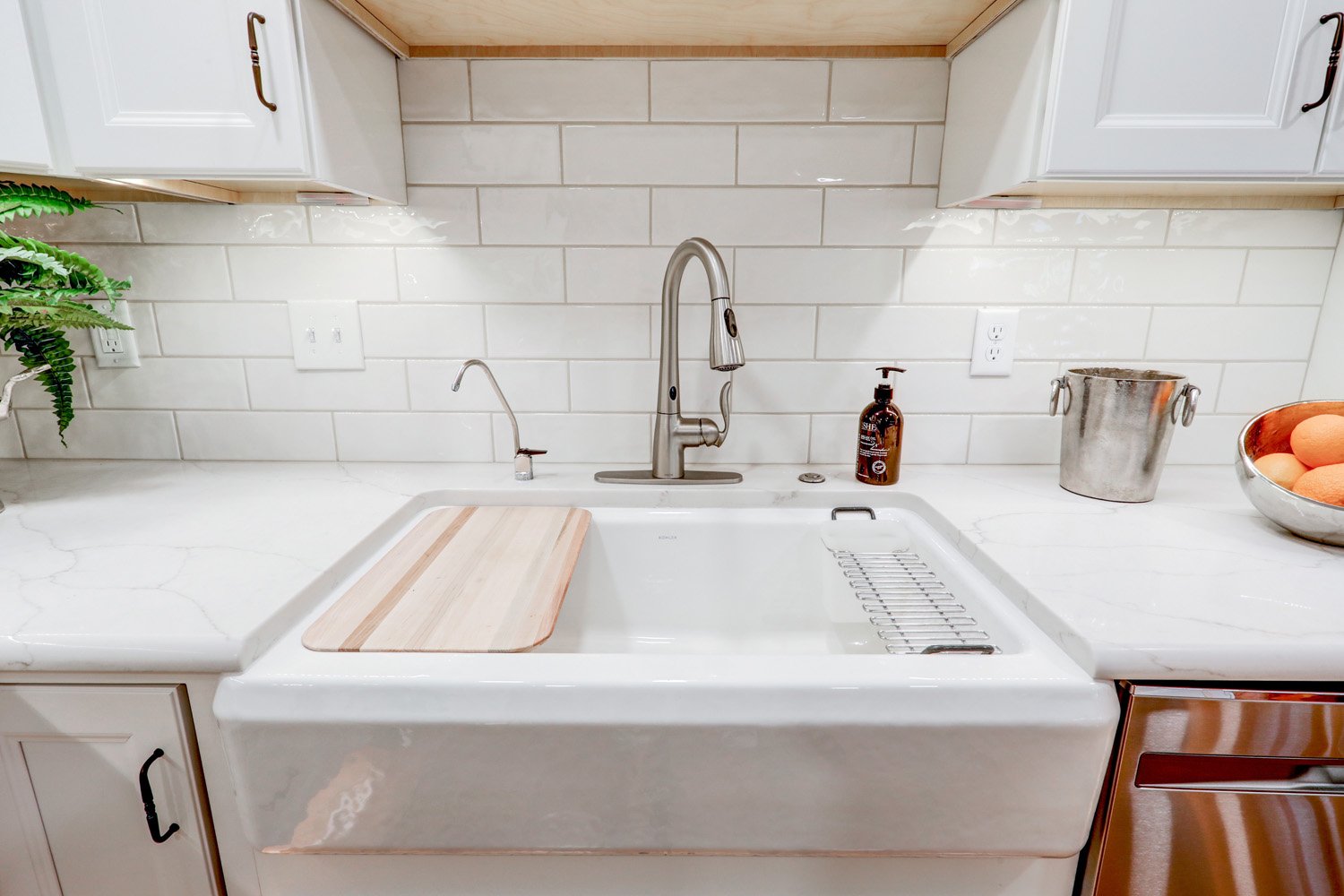 Leola kitchen remodel with porcelain farmhouse sink