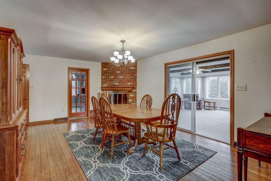 Dining room before remodel