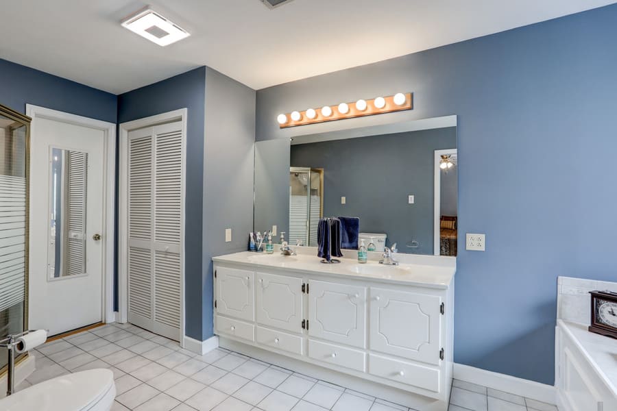 Willow Street Master Bathroom Remodel Before