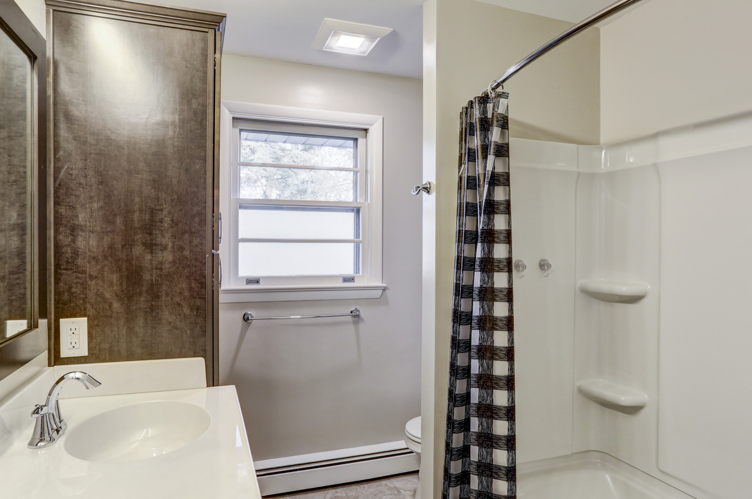 Bathtub and Shower in Manheim Township Bathroom Remodel